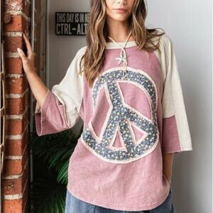 Easel Three Birds Nest Mauve and Cream Peace Sign Raglan Top Boho Large